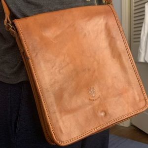 Beautiful made in Italy leather crossbody for travel in a caramel color
